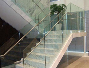 江安楼梯扶手钢化玻璃